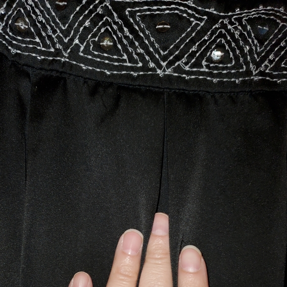 Beautiful Top with Sequins - Picture 9 of 9